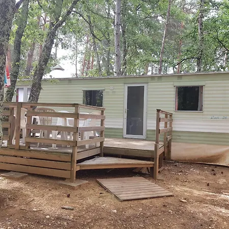 Camping Parc Saint Sauvayre 3*